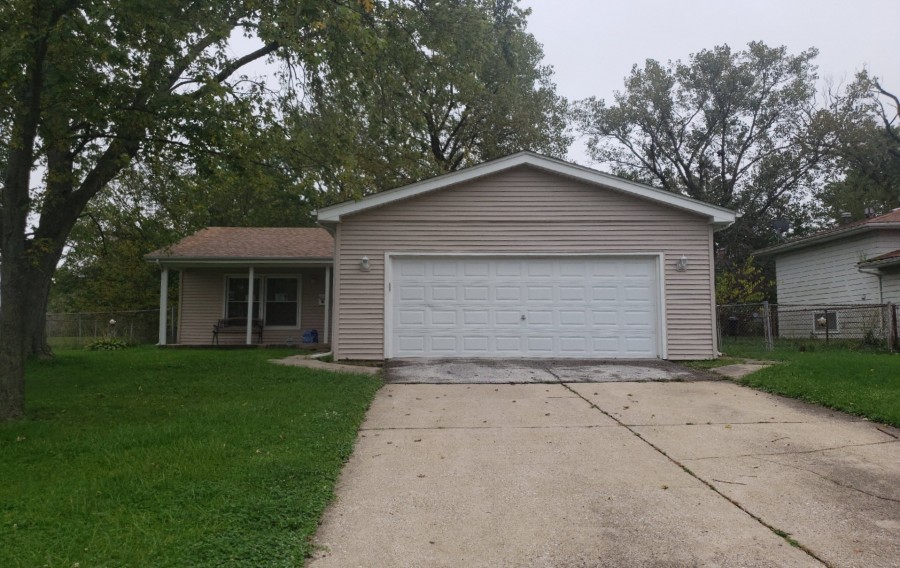 Blackhawk Dr, University Park, IL 60484