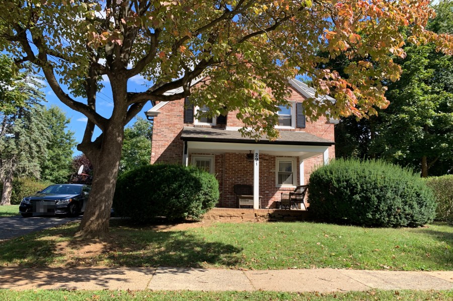 Jackson Ave, Darby, PA 19023