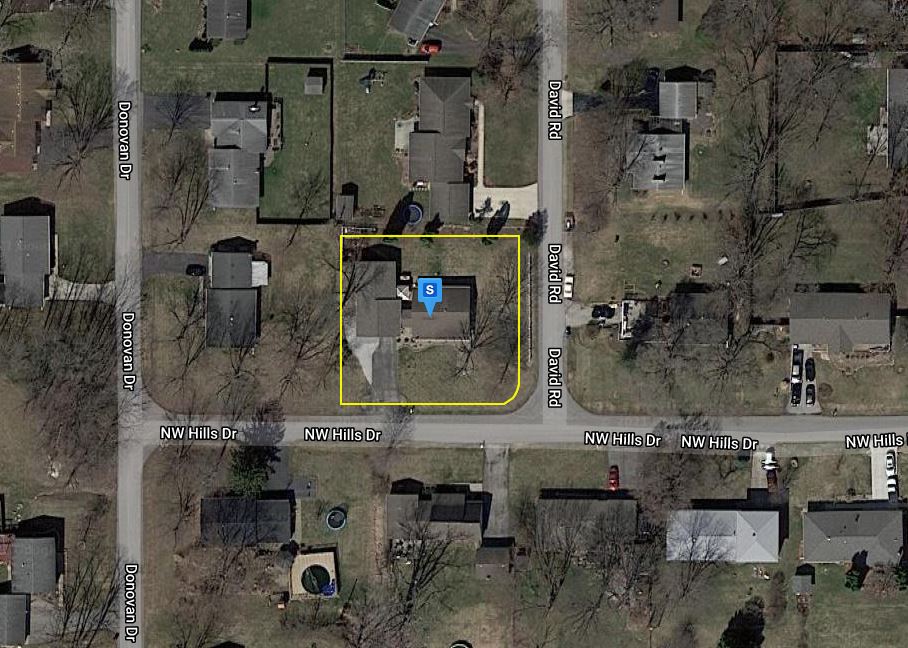Hills Dr, Valparaiso, IN 46385