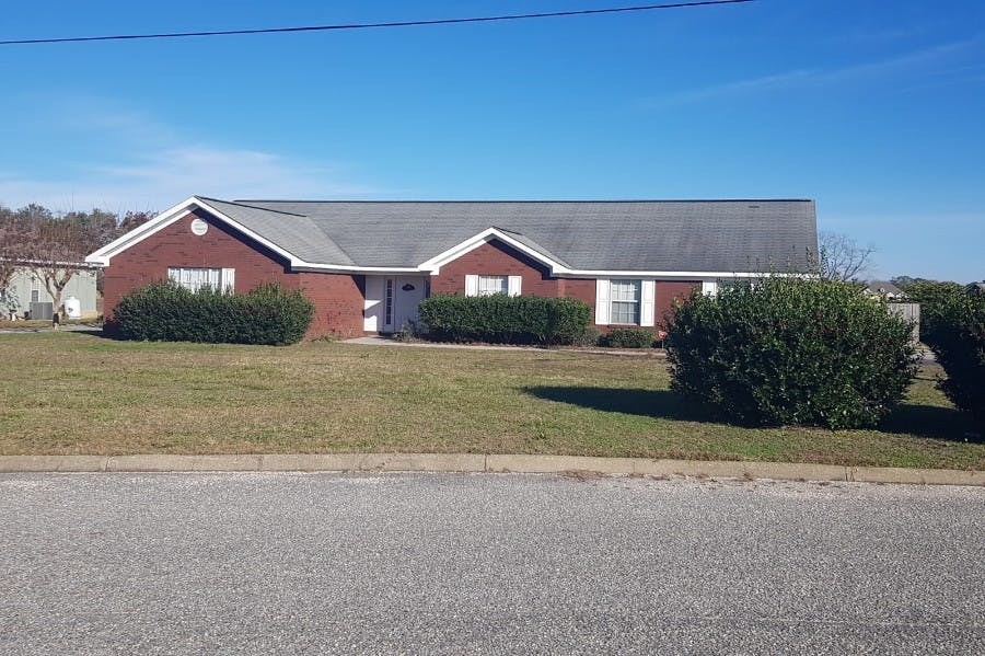 131 Huntington Dr, Headland, AL, 36345, USA