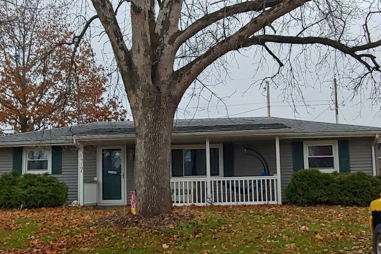 2417 12th St Silvis, IL 61282, Rock Island County