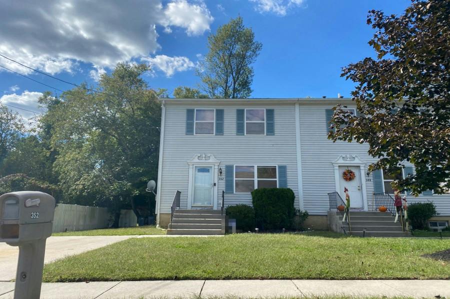 Silk St, Lawnside, NJ 08045
