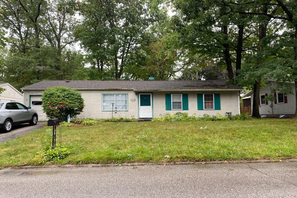 320 Southwood Drive Michigan City, IN 46360, Laporte County