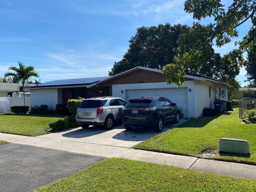 12th Ct, Lauderhill, FL 33313 #1