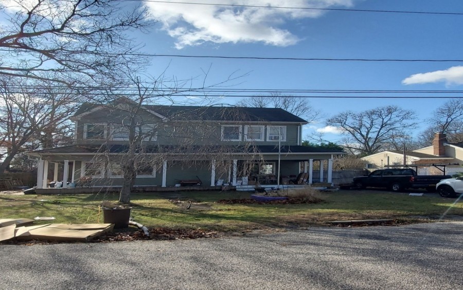 Charles Rd, East Patchogue, NY 11772