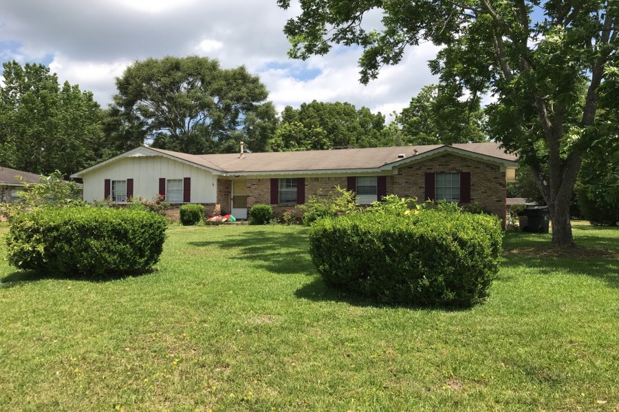 11th Ave, Chickasaw, AL 36611