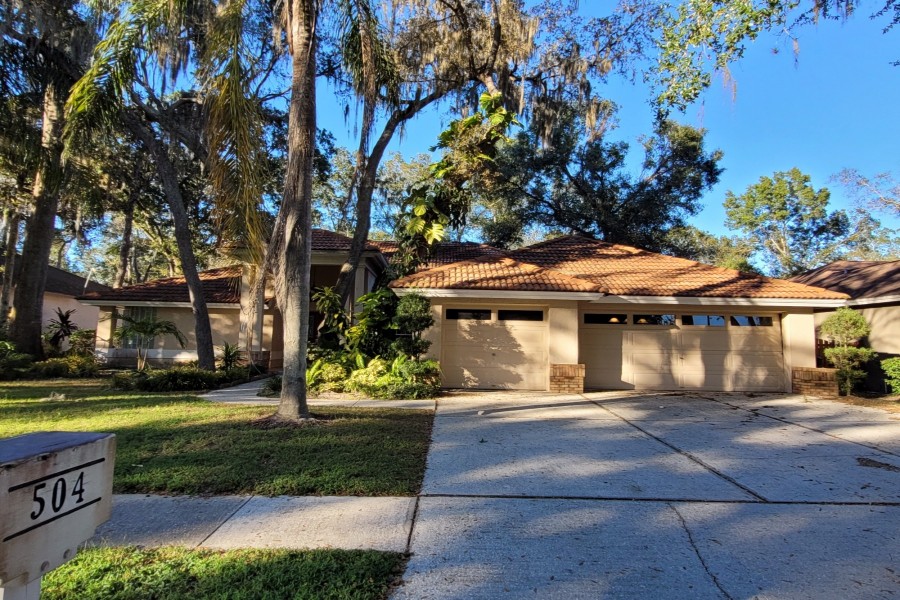 Stratfield Dr, Lutz, FL 33549