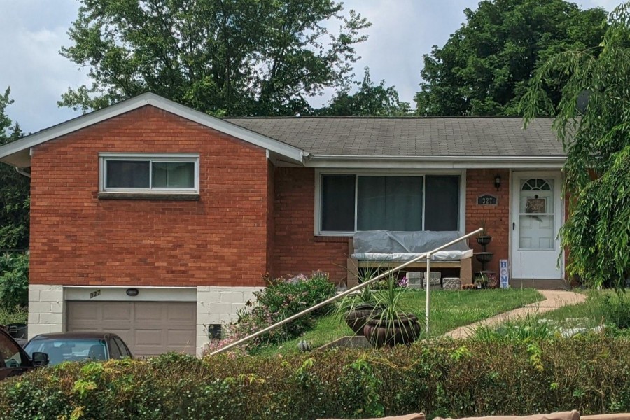 Greenway Dr, Pittsburgh, PA 15235