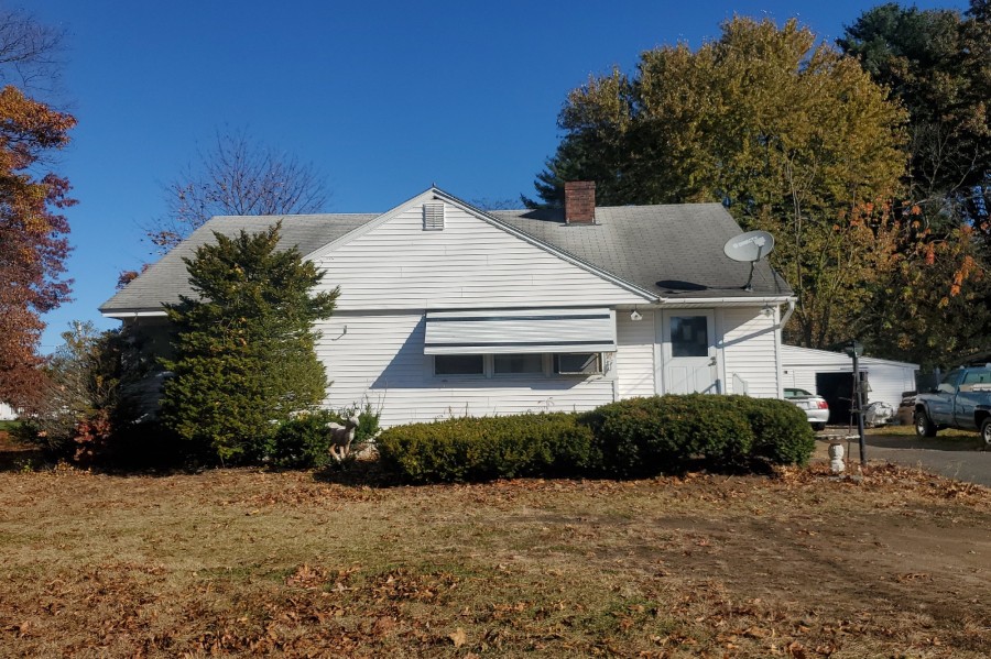 Woodside Ter, Westfield, MA 01085