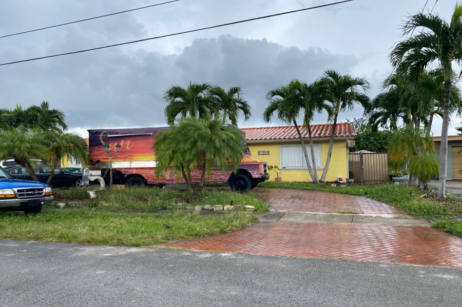 37th St, Miami, FL 33175 #1