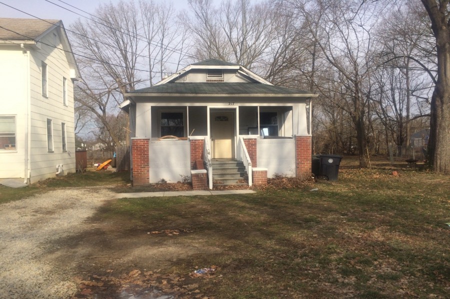 Oak St, Williamstown, NJ 08094