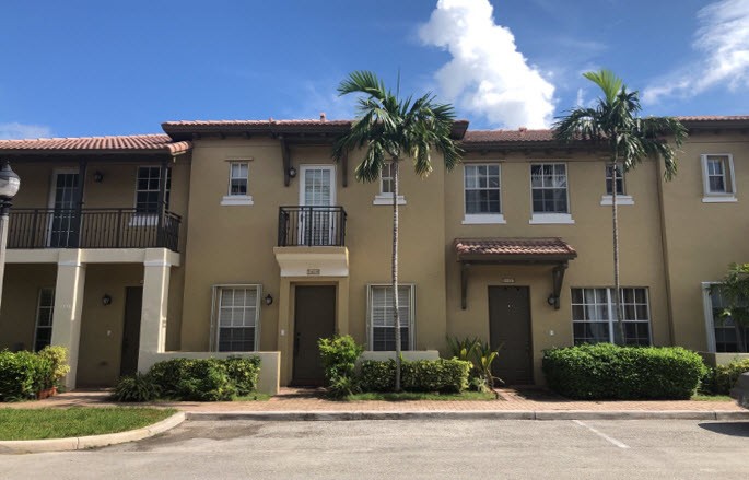 5th St, Pembroke Pines, FL 33027