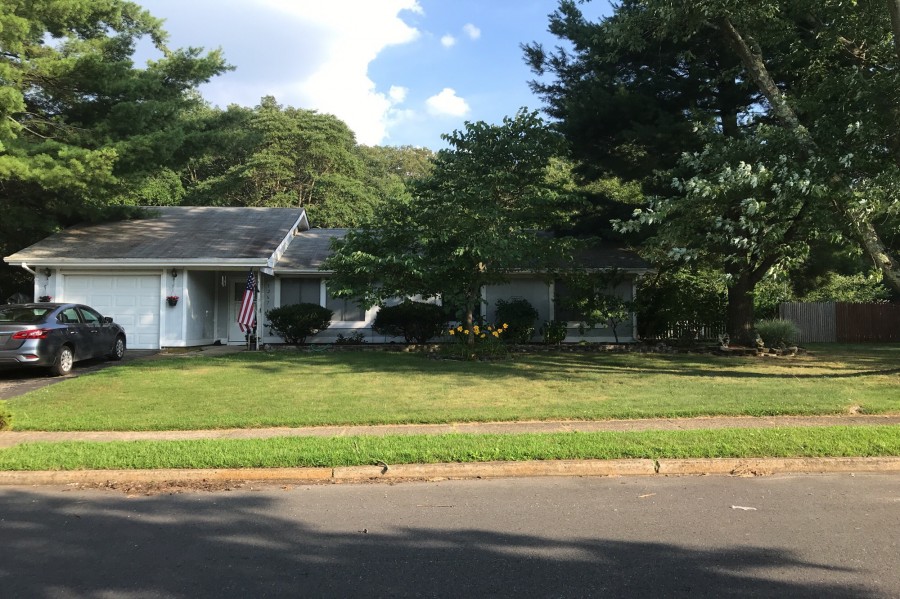 Del Mar Rd, Lakewood, NJ 08701