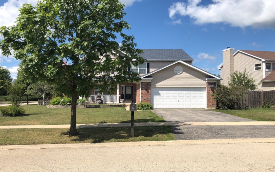 Concord Dr, Oswego, IL 60543