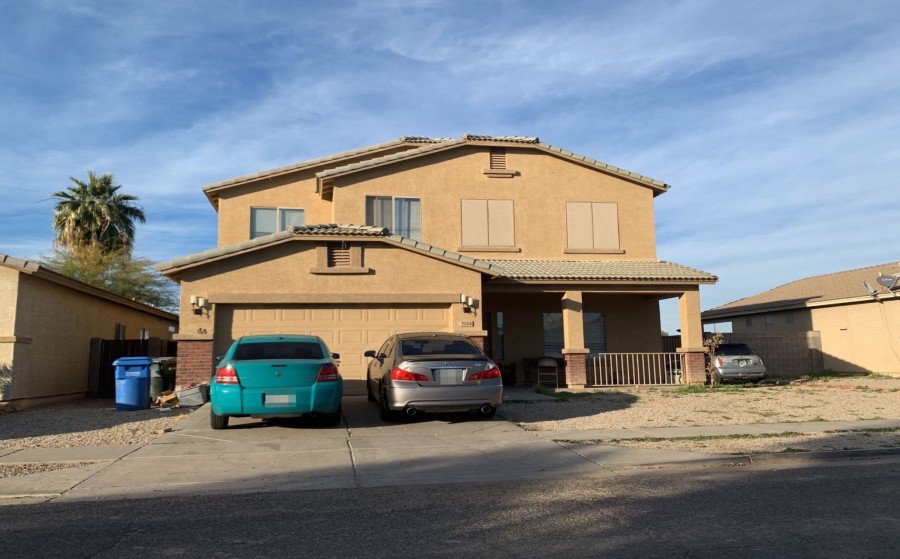 Sunderland Ave, Phoenix, AZ 85033