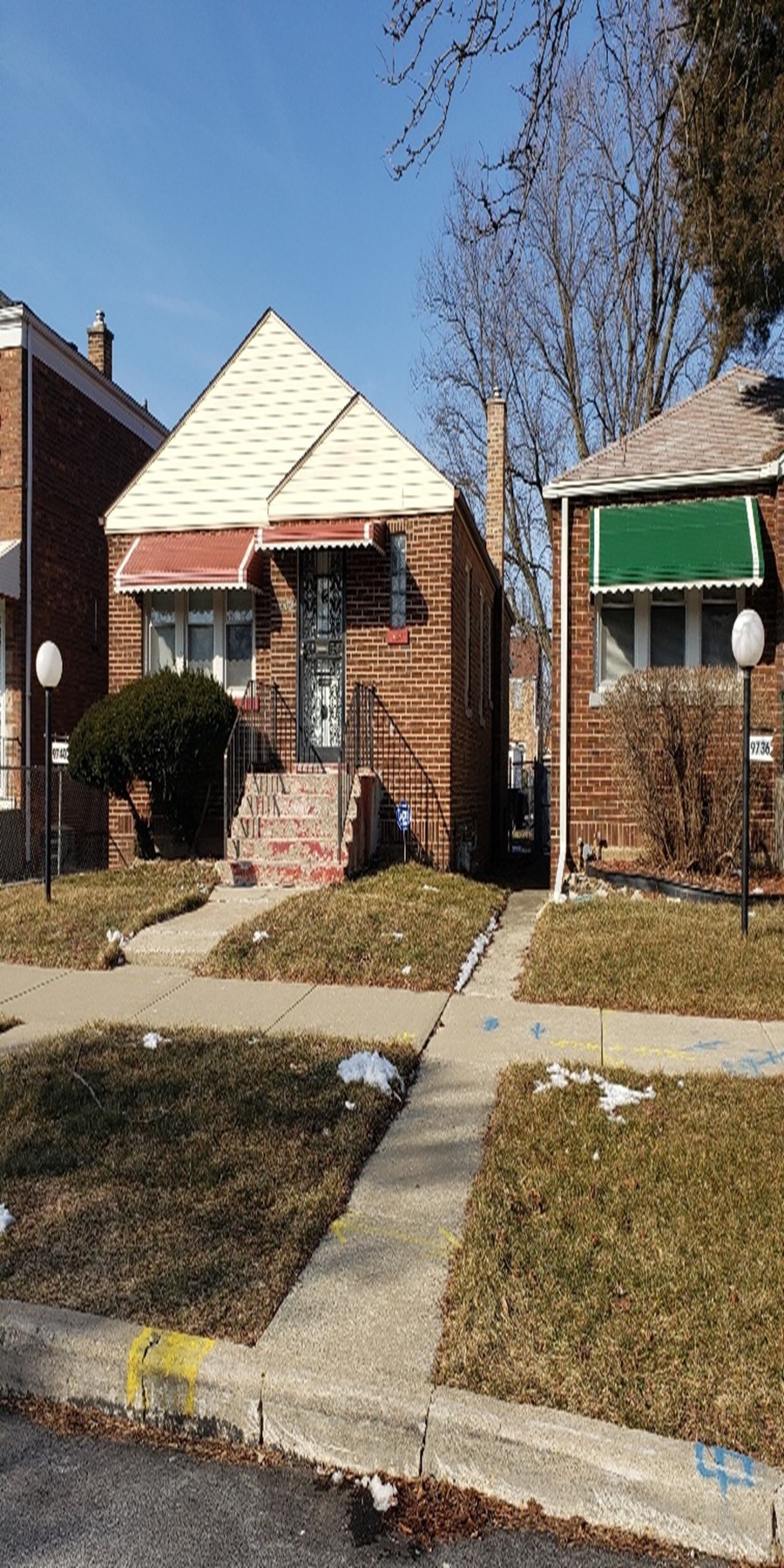 Calumet Ave, Chicago, IL 60628 #1