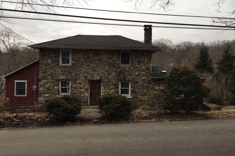 Old Oregon Rd, Cortlandt Manor, NY 10567