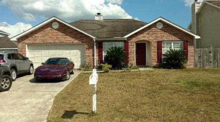 Alexander Ct, Slidell, LA 70460