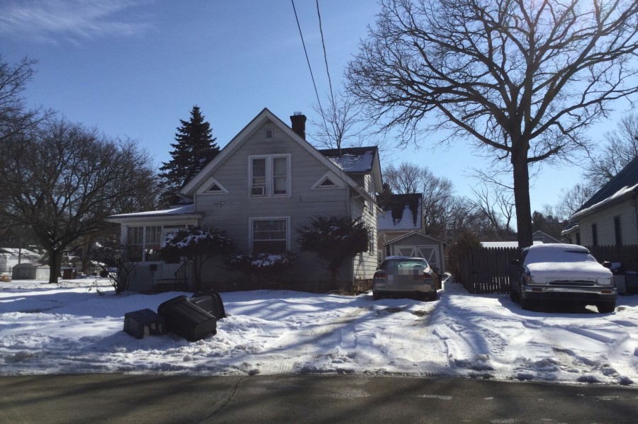 Jackson St, Rockford, IL 61107 #1