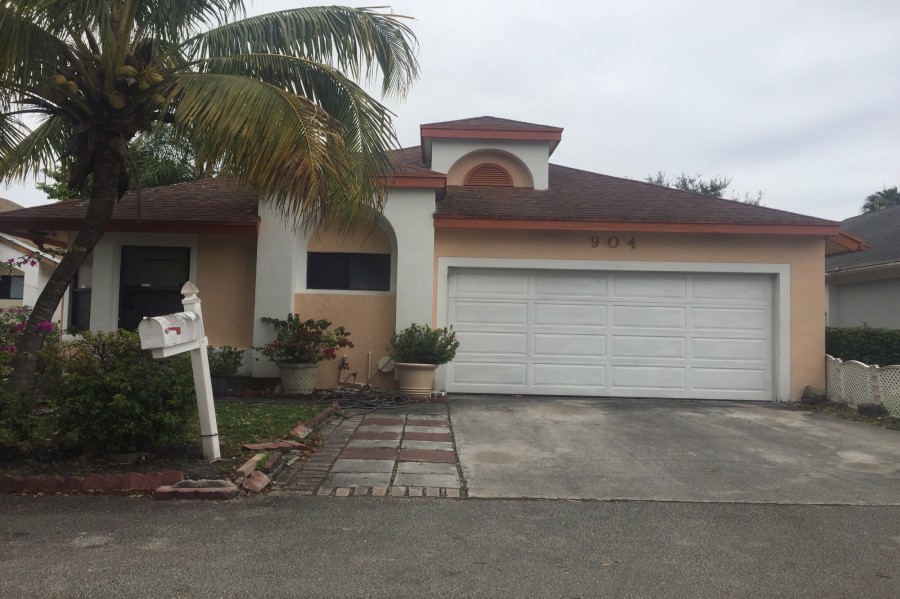 Magnolia Ave, North Lauderdale, FL 33068