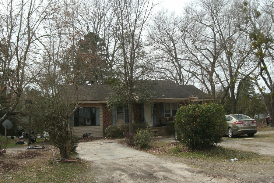 Gorham Cir, Wagram, NC 28396