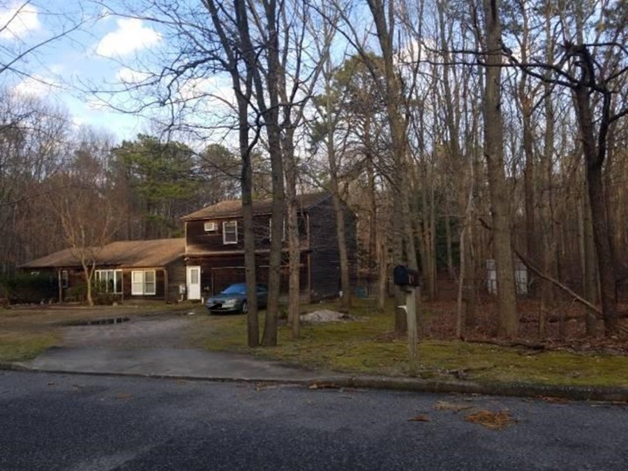 Fairway Dr, Manorville, NY 11949 #1