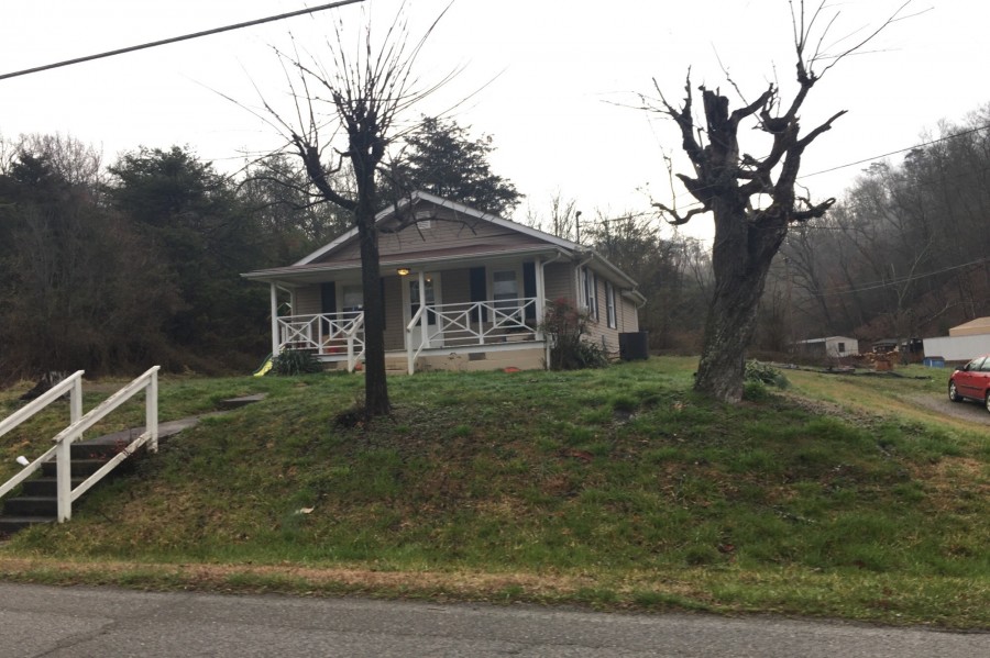 Elizabethton Hwy, Bluff City, TN 37618 #1