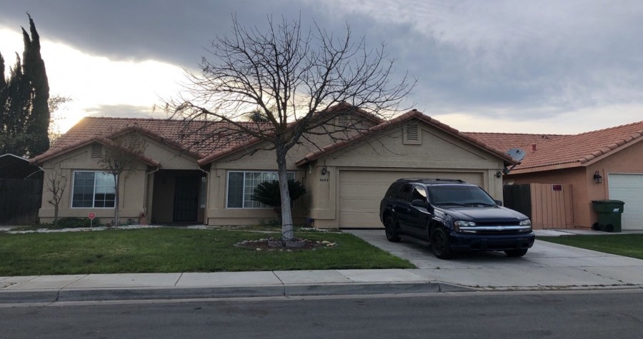 Place Rd, Los Banos, CA 93635