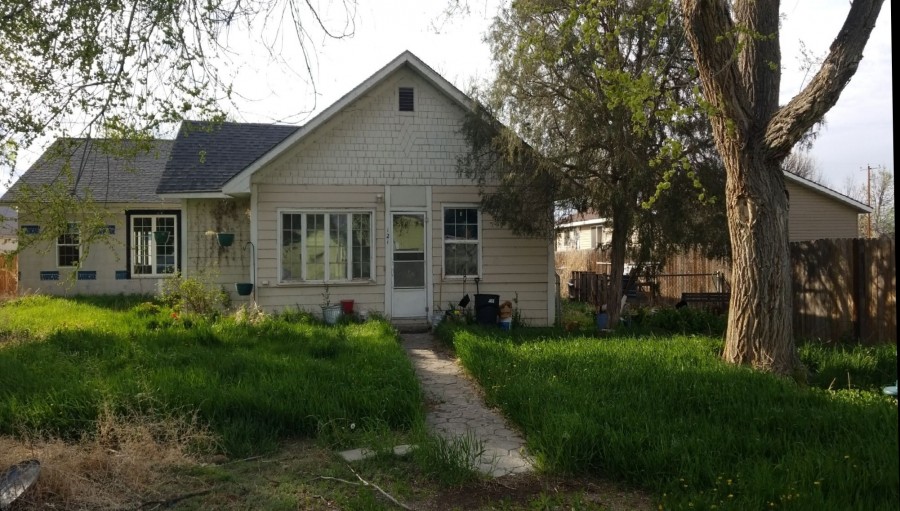 Peritse Ave, Huntley, MT 59037