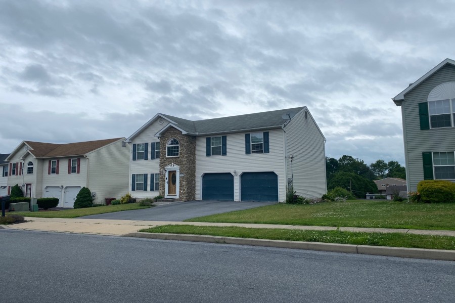 Foxdale Dr, Whitehall, PA 18052 #1