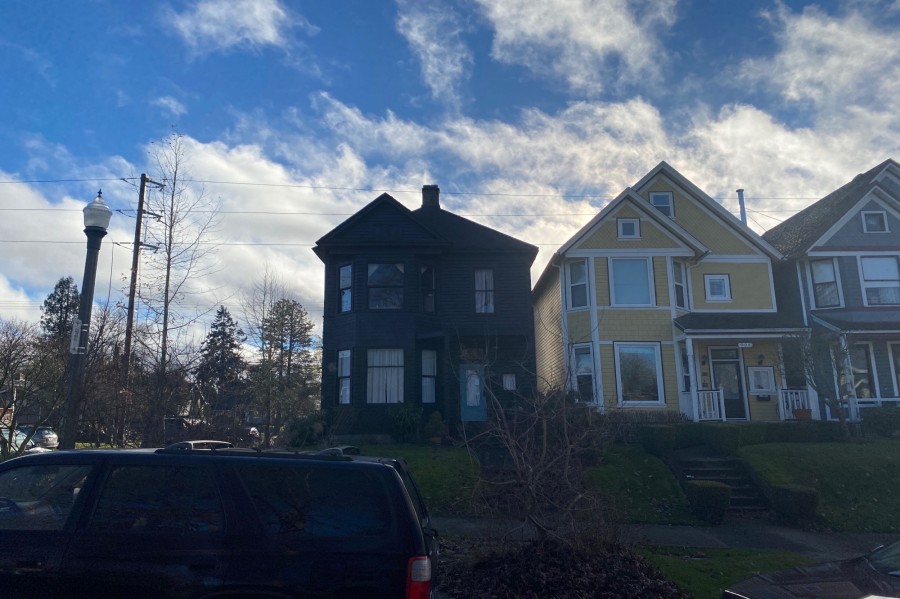 Sheridan Ave, Tacoma, WA 98403