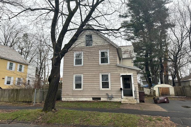 3 Fowler Street Westfield, MA 01085, Hampden County