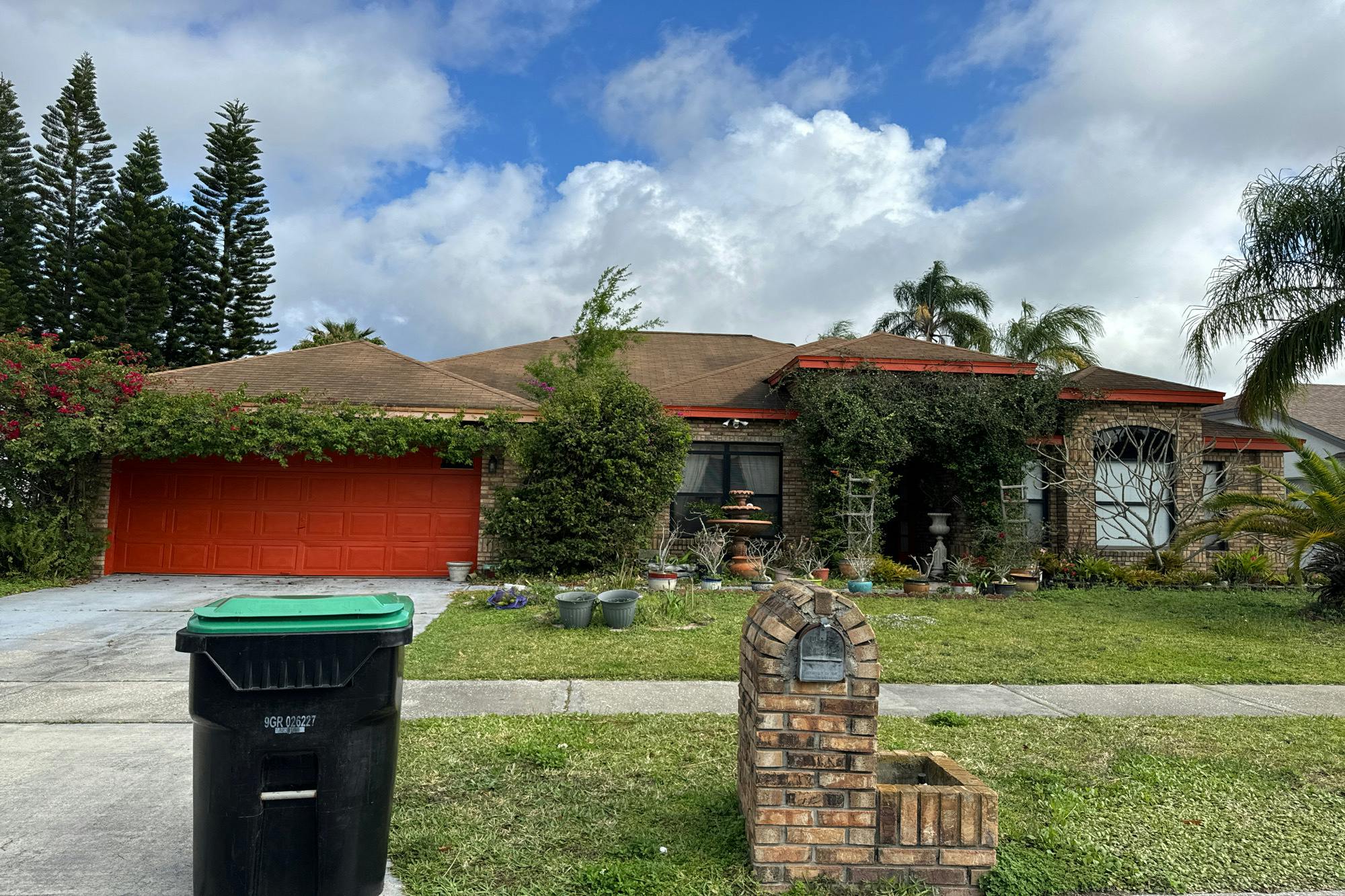 Rolling Broak Dr, Orlando, FL 32837
