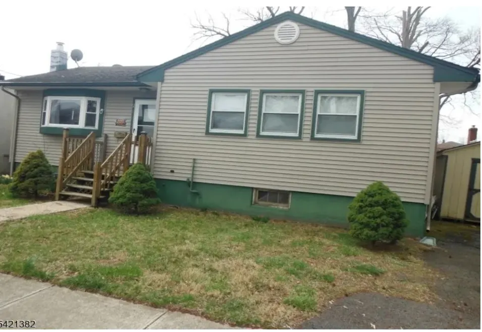 210 N 10th Street Kenilworth, NJ 07033, Union County
