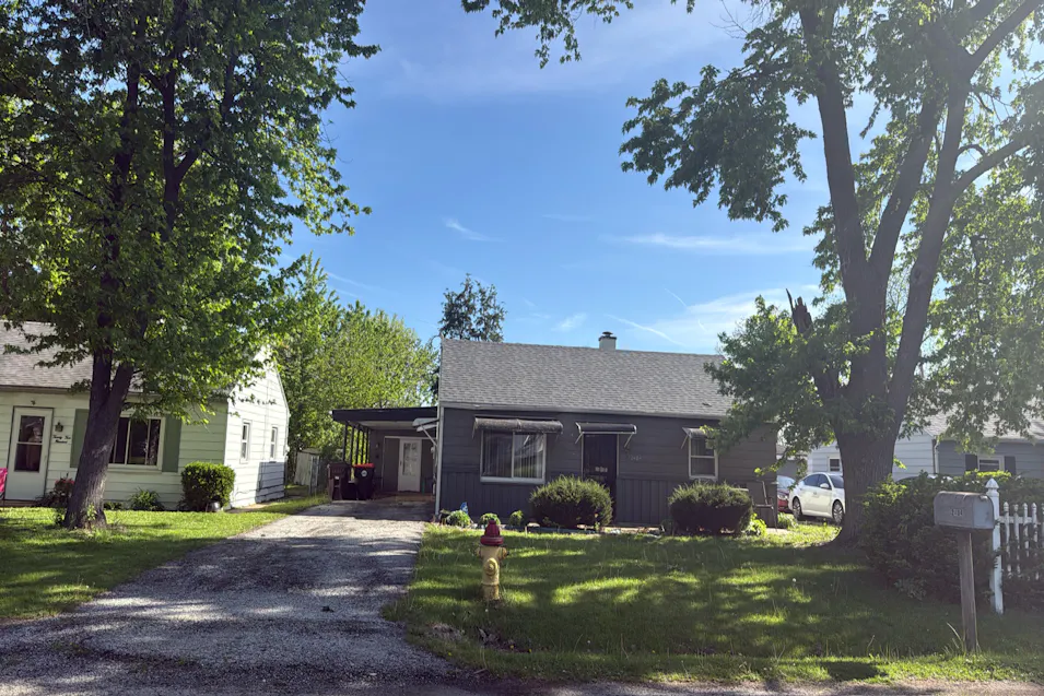 2404 W Albany Ave Peoria, IL 61604, Peoria County