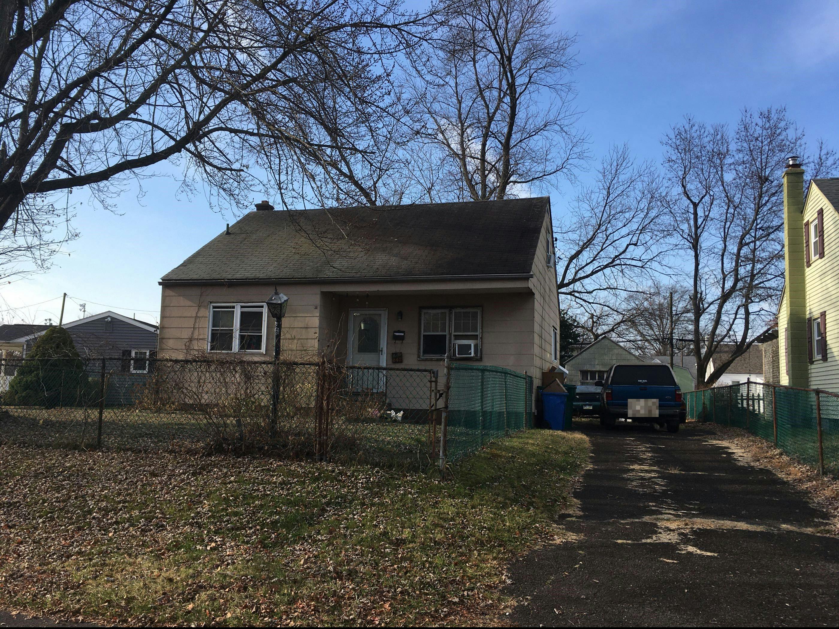 Harris Ave, Croydon, PA 19021