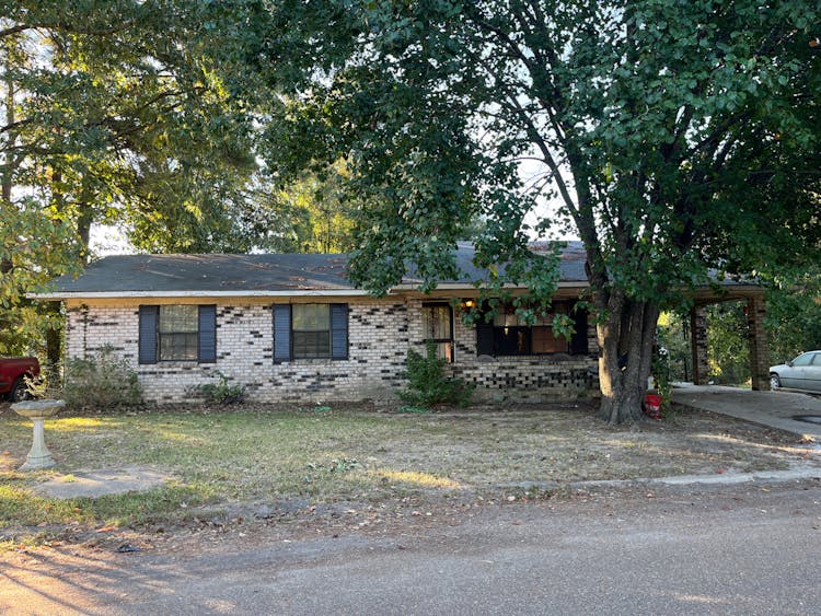 87 W Wilderness Rd Natchez, MS 39120, Adams County