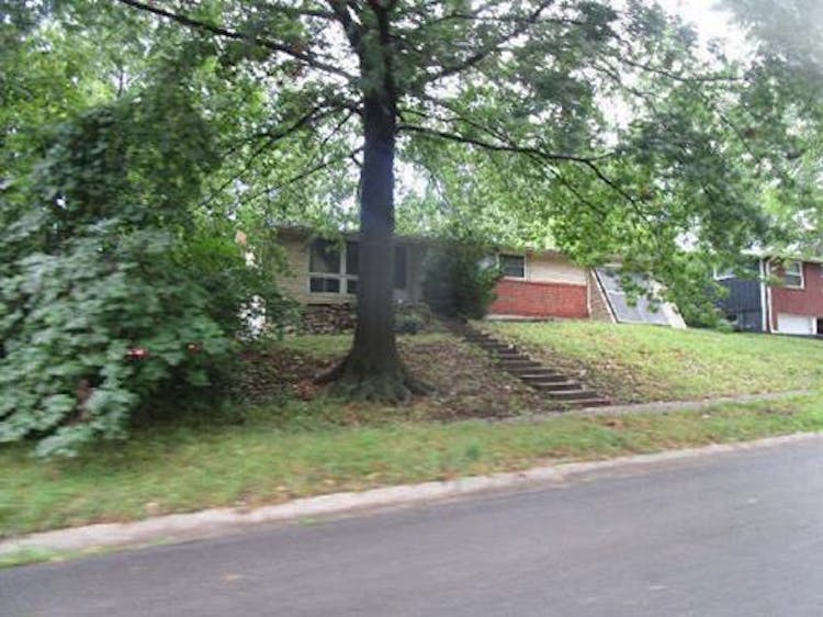 1102 NE 52nd Pl Kansas City, MO 64118, Clay County