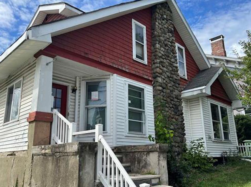 16 William St Middletown, NY 10940, Orange County