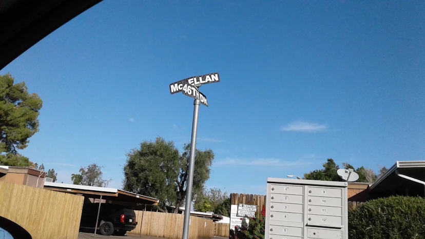 4517 W Mclellan Rd