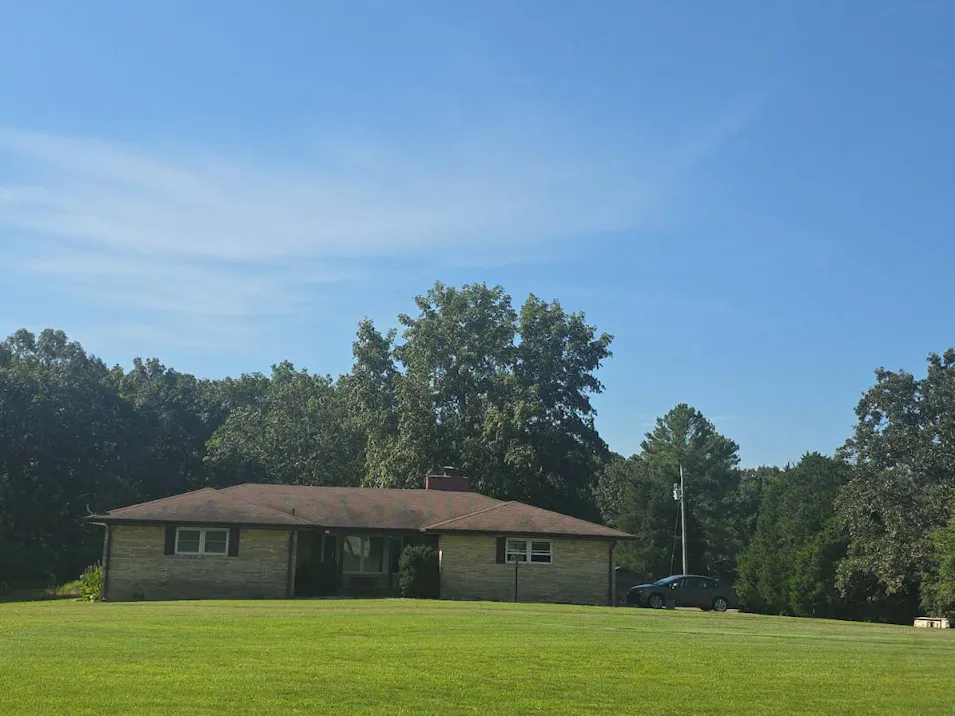 2728 Big Bear Hwy Benton, KY 42025, Marshall County