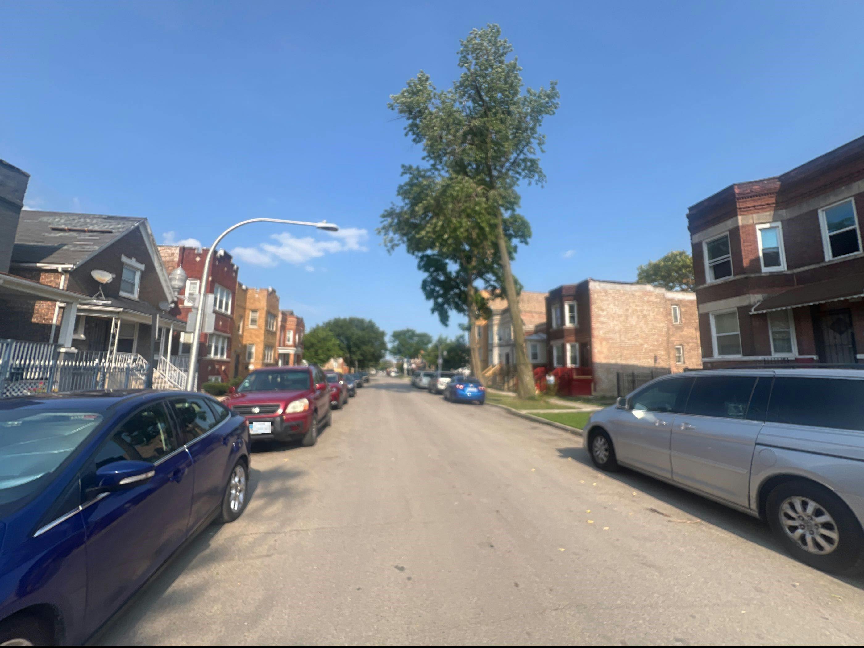 Wilcox St, Chicago, IL 60624 #1