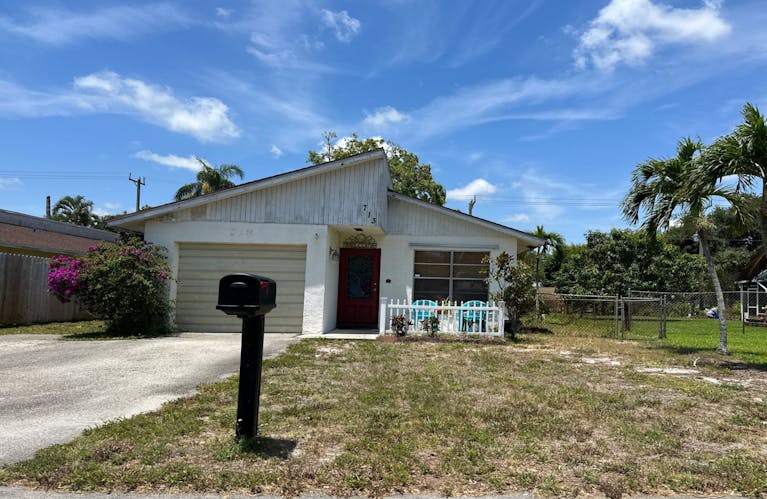 Palm Beach County, FL Online Property Auctions & Foreclosures for Sale -  Auction.com