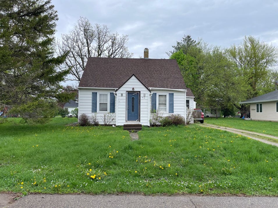 613 Jansen Pl Ellendale, MN 56026, Steele County