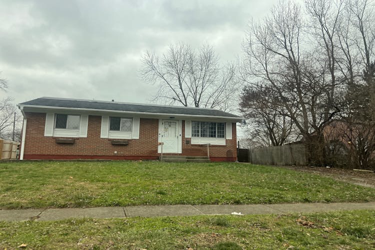 5227 Harbor Boulevard Columbus, OH 43232, Franklin County