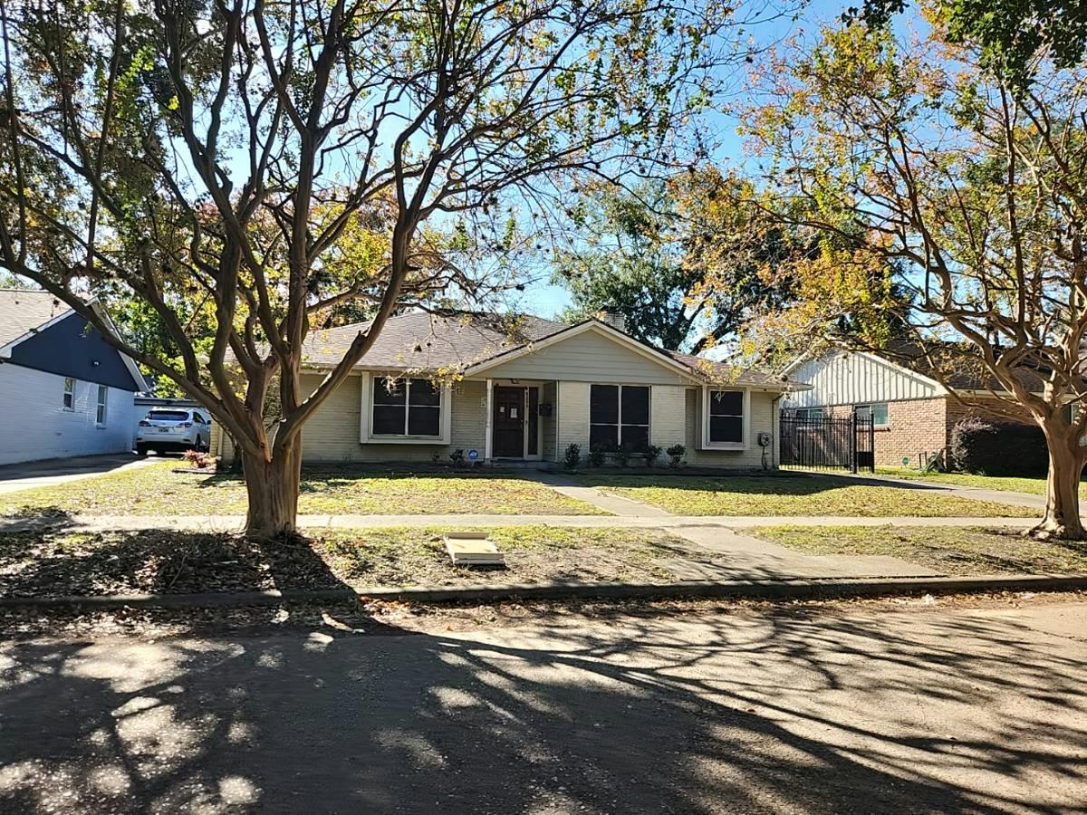 Rutherglenn Dr, Houston, TX 77096