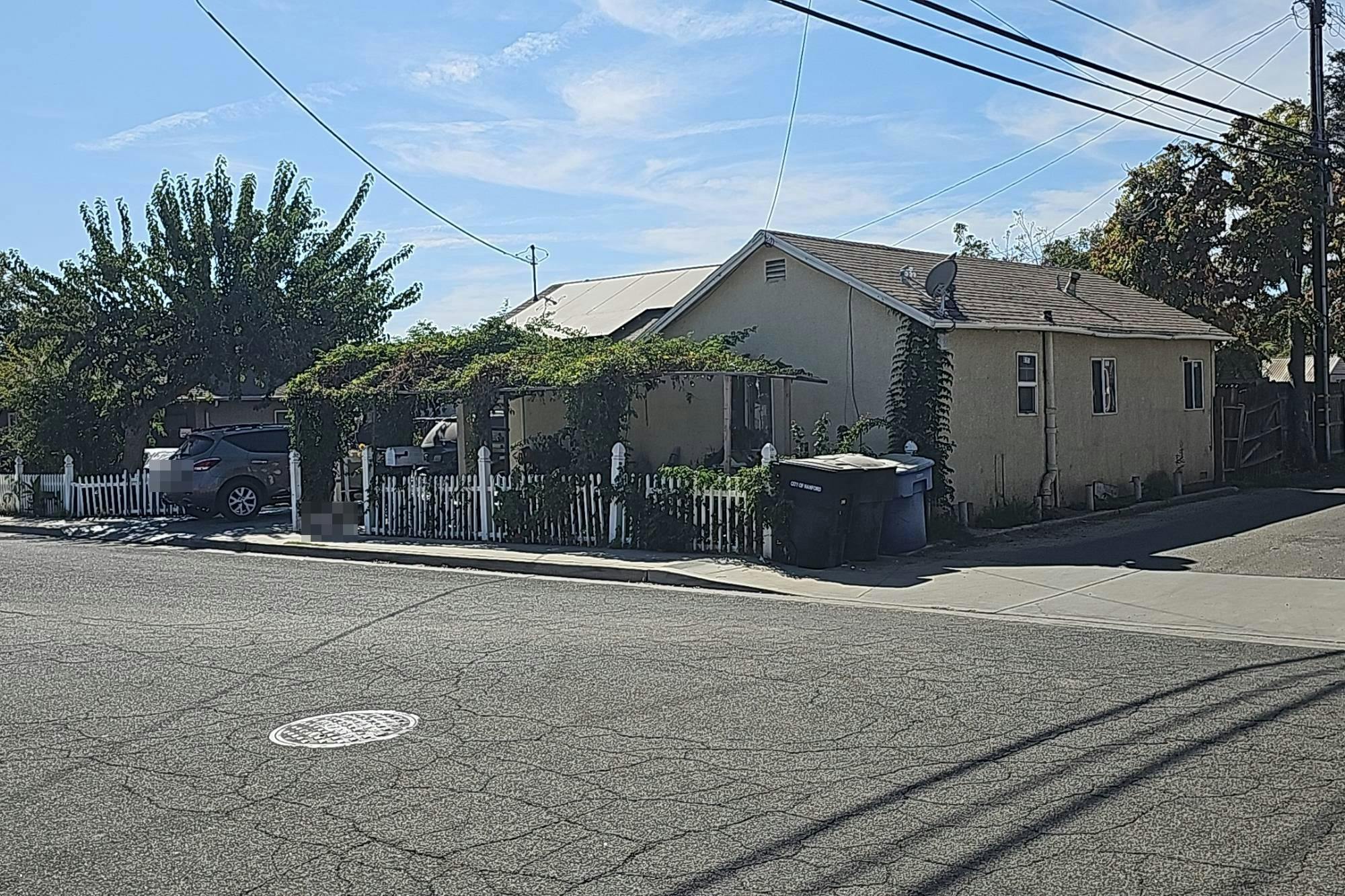 East St, Hanford, CA 93230 #1