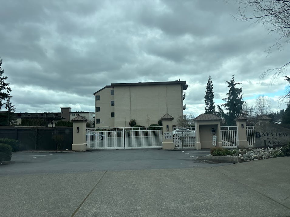 9717 NE Juanita Drive Unit 203-A Kirkland, WA 98034, King County