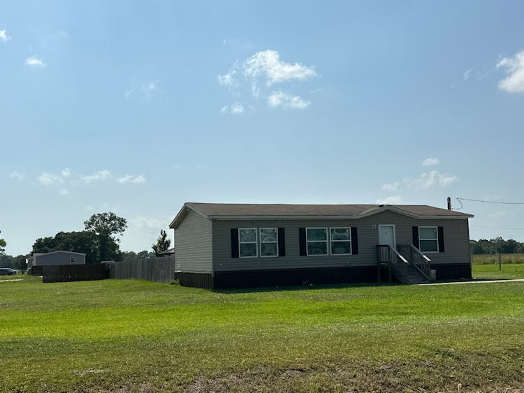 501 Colorado Rd Duson, LA 70529, Lafayette County