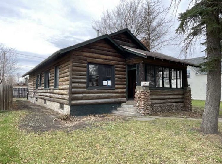 510 2nd St SW Jamestown, ND 58401, Stutsman County